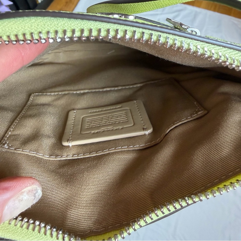 NWOT Coach Mini Rowan File Bag pale lime - Picture 5 of 8
